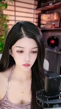 Snapshot of vv-77 chatting on 19, 9, 2025 vv-77 online show from 19, 9, 2025