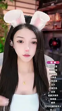 Snapshot of vv-77 chatting on 14, 10, 2025 vv-77 online show from 14, 10, 2025