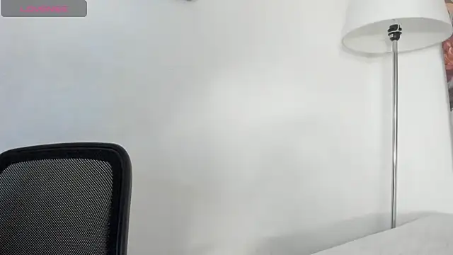 Snapshot of Dhalila_ chatting on 19, 11, 2025 Dhalila online show from 19, 11, 2025