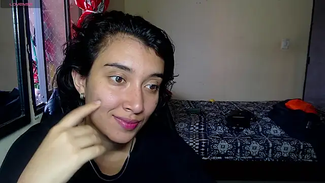 Robin H00t online show from 3, 3, 2025