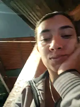 Snapshot of Robin_H00t chatting on 2, 10, 2025 Robin H00t online show from 2, 10, 2025