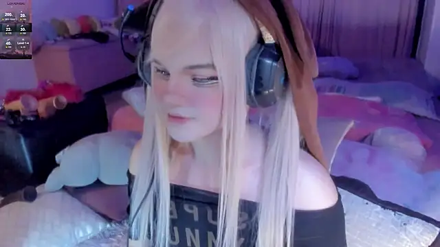 Snapshot of Angelica_Reborn chatting on 4, 10, 2025 Angelica Reborn online show from 4, 10, 2025