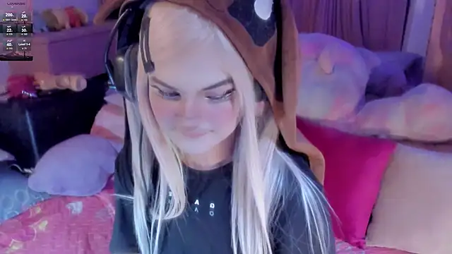 Snapshot of Angelica_Reborn chatting on 24, 10, 2025 Angelica Reborn online show from 24, 10, 2025