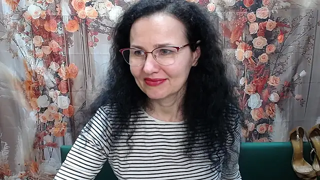 Miroslava Happi online show from 4, 4, 2026