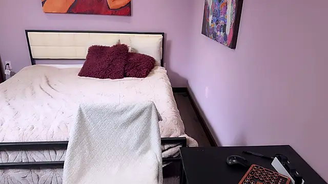 MrsJanetM online show from 10, 4, 2026