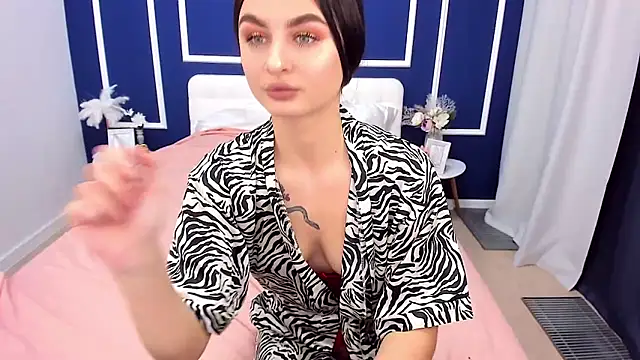 Snapshot of EmmaOlsen4u chatting on 12, 2, 2025 EmmaOlsen4u online show from 12, 2, 2025