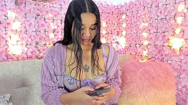 Lynda Bonnie online show from 20, 2, 2026