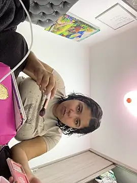 emyrose2 online show from 2, 3, 2025