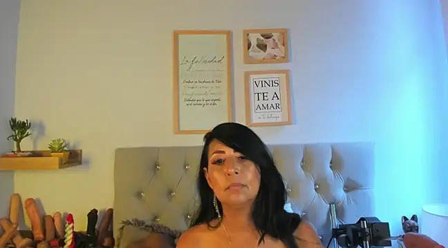 Jackiehmilf52 online show from 16, 2, 2025