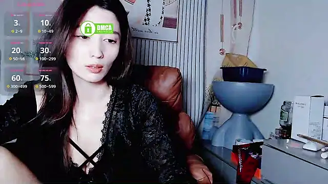 Snapshot of Tangtang-baby chatting on 25, 2, 2025 Tangtang-baby online show from 25, 2, 2025