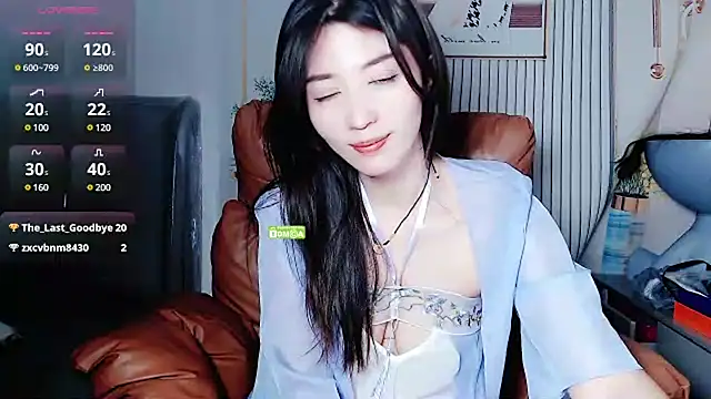 Snapshot of Tangtang-baby chatting on 5, 3, 2025 Tangtang-baby online show from 5, 3, 2025