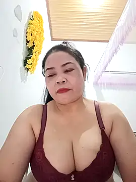 Baby-bigtits2024 online show from 16, 3, 2025