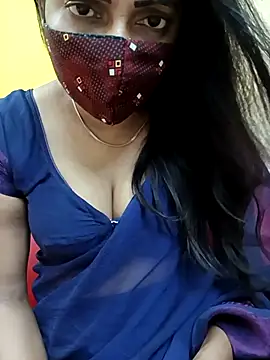 Snapshot of Thamarai28 chatting on 20, 9, 2025 Thamarai28 online show from 20, 9, 2025