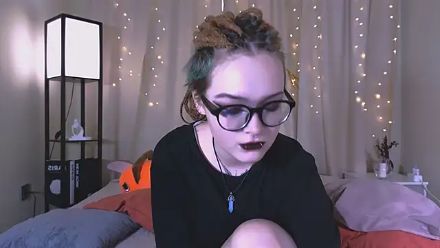 Sandra XxX  online show from 28, 2, 2025
