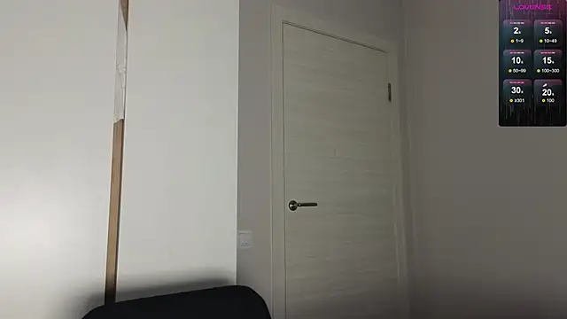 Sakura Moore online show from 15, 11, 2025