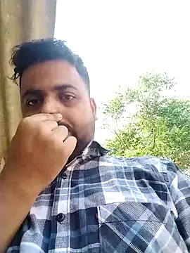 Snapshot of Vij717 chatting on 9, 3, 2025 Vij717 online show from 9, 3, 2025