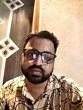 Snapshot of Vij717 chatting on 19, 10, 2025 Vij717 online show from 19, 10, 2025