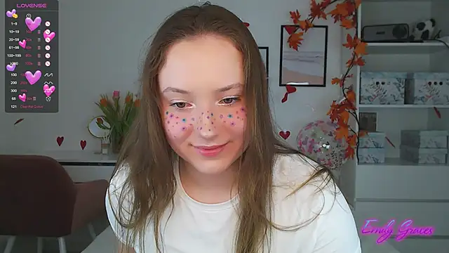 Snapshot of EmilyxxGraces chatting on 8, 3, 2025 EmilyxxGraces online show from 8, 3, 2025