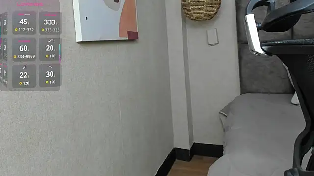 Snapshot of elizabeth_20 chatting on 14, 10, 2025 elizabeth 20 online show from 14, 10, 2025