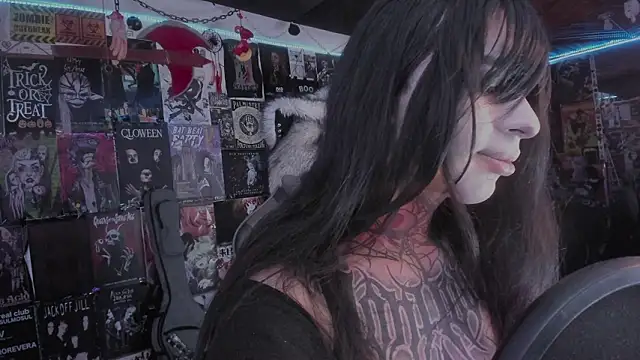 Snapshot of rotten_dreams chatting on 1, 3, 2026 rotten dreams online show from 1, 3, 2026