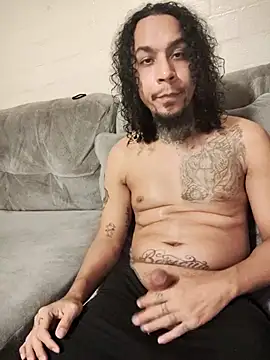Snapshot of Rican8inches chatting on 16, 2, 2025 Rican8inches online show from 16, 2, 2025