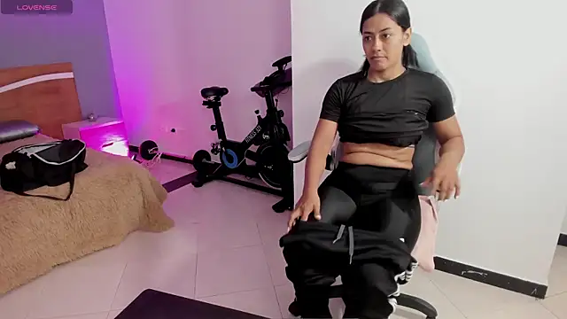 cristal crossfitx online show from 7, 5, 2026