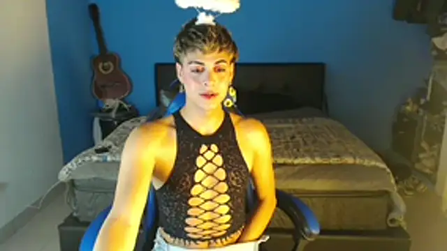 Snapshot of mchissexx chatting on 21, 10, 2025 mchissexx online show from 21, 10, 2025