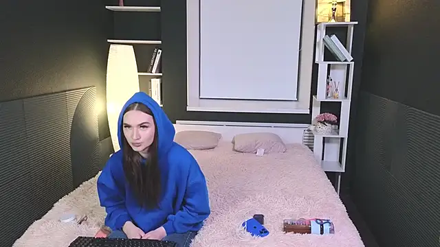 FeliceAldridge online show from 15, 2, 2025