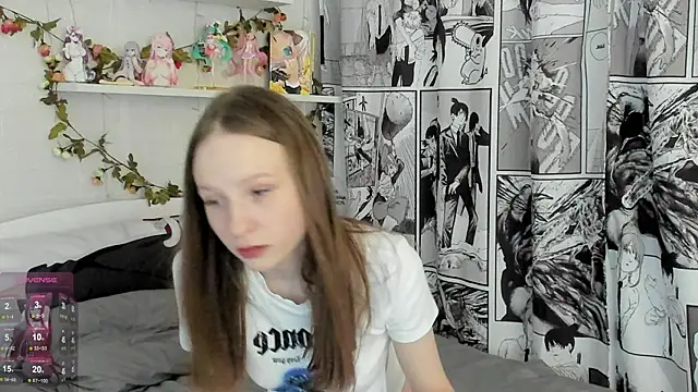 Snapshot of b4by_Emilia chatting on 3, 3, 2025 b4by Emilia online show from 3, 3, 2025