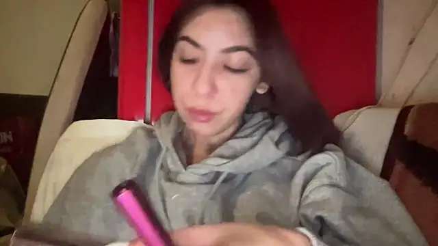 Snapshot of sarrah_rossy chatting on 4, 3, 2025 sarrah rossy online show from 4, 3, 2025