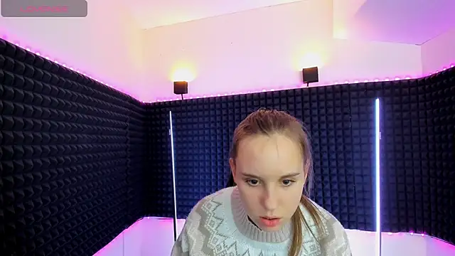 Snapshot of Lika_0ne chatting on 24, 2, 2025 Lika 0ne online show from 24, 2, 2025