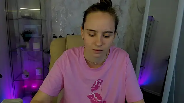 Lika 0ne online show from 18, 10, 2025