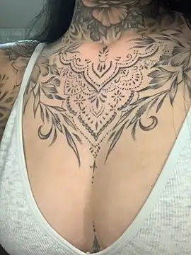 inkedgirl99 online show from 10, 3, 2025