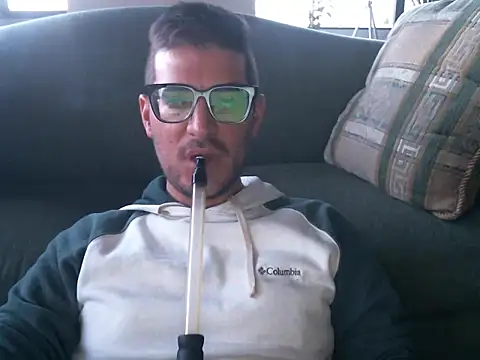 Snapshot of quitomanec chatting on 29, 10, 2025 quitomanec online show from 29, 10, 2025