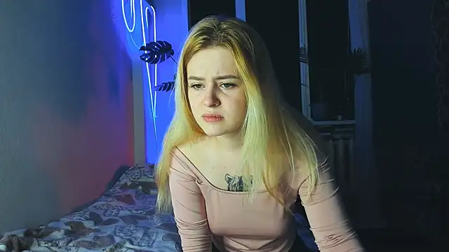 Alexa Pirs online show from 19, 2, 2025