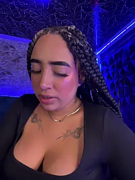 Snapshot of Scarlett-LS chatting on 12, 4, 2026 Scarlett-LS online show from 12, 4, 2026