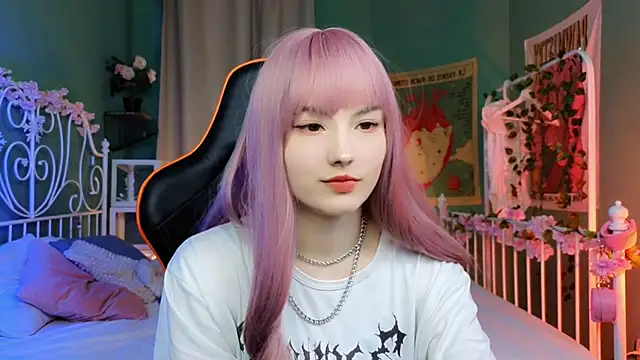 Akemi Sora  online show from 4, 3, 2025