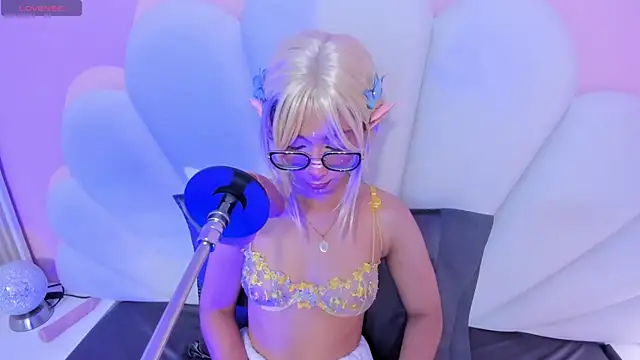 Snapshot of linda_sofi__ chatting on 18, 3, 2025 linda sofi online show from 18, 3, 2025