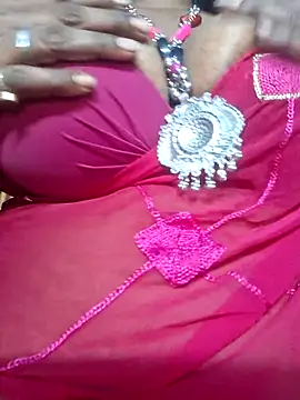 Snapshot of SX-JUHI chatting on 17, 10, 2025 SX-JUHI online show from 17, 10, 2025