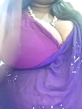 Snapshot of SX-JUHI chatting on 11, 11, 2025 SX-JUHI online show from 11, 11, 2025