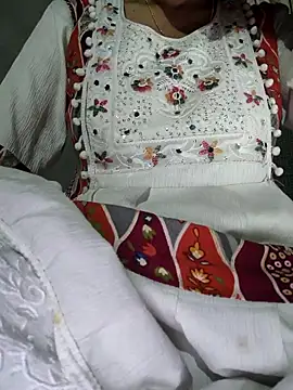 Snapshot of lovely----bhabhi chatting on 20, 12, 2025 lovely----bhabhi online show from 20, 12, 2025