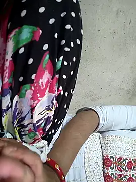 Snapshot of lovely----bhabhi chatting on 23, 12, 2025 lovely----bhabhi online show from 23, 12, 2025