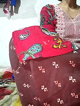 Snapshot of lovely----bhabhi chatting on 15, 1, 2026 lovely----bhabhi online show from 15, 1, 2026