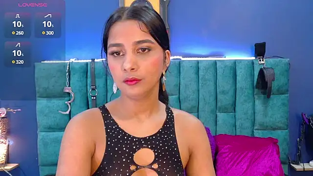 MariamLaraa online show from 13, 3, 2025