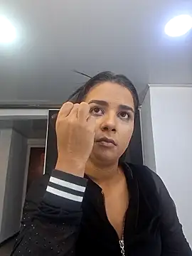 MariamLaraa online show from 26, 10, 2025