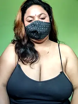 Snapshot of rani130 chatting on 18, 2, 2026 rani130 online show from 18, 2, 2026