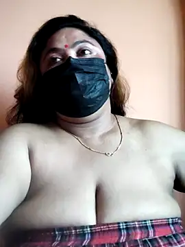 Snapshot of rani130 chatting on 8, 4, 2026 rani130 online show from 8, 4, 2026