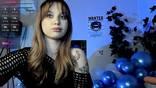 Snapshot of marynixoxo chatting on 28, 2, 2025 marynixoxo online show from 28, 2, 2025
