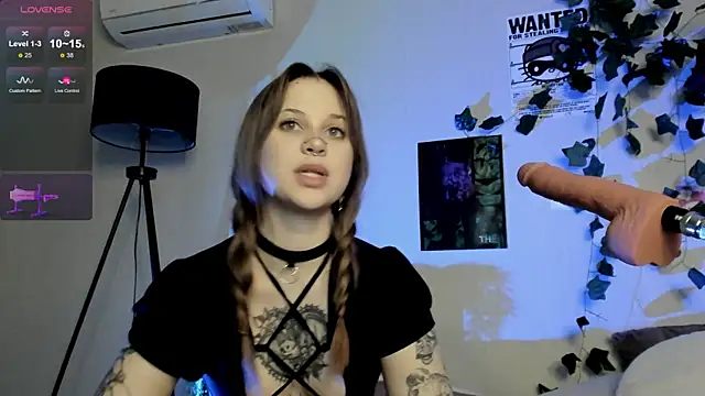 Snapshot of marynixoxo chatting on 9, 3, 2025 marynixoxo online show from 9, 3, 2025