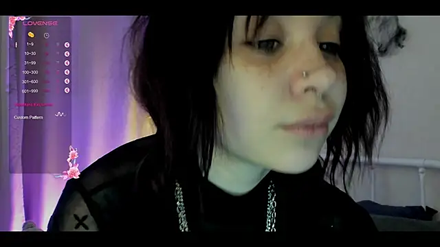 Snapshot of marynixoxo chatting on 1, 11, 2025 marynixoxo online show from 1, 11, 2025